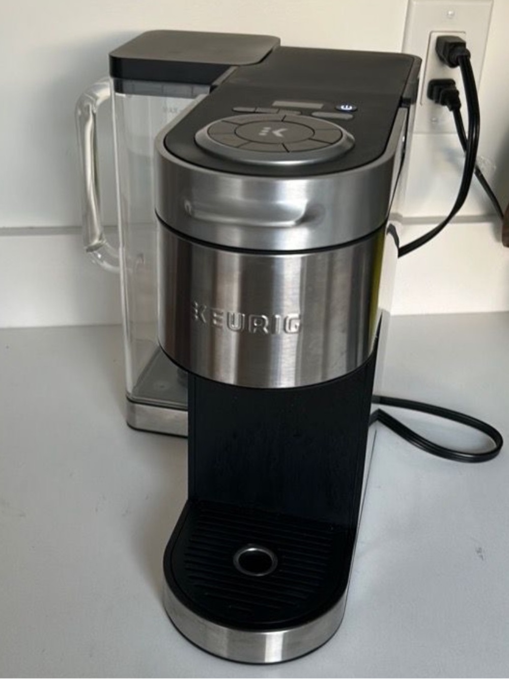 Keurig K-Supreme Plus single-serve coffee maker, model K920